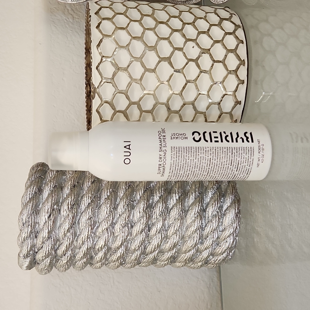 Ouai Byredo Mohave Ghost dry shampoo